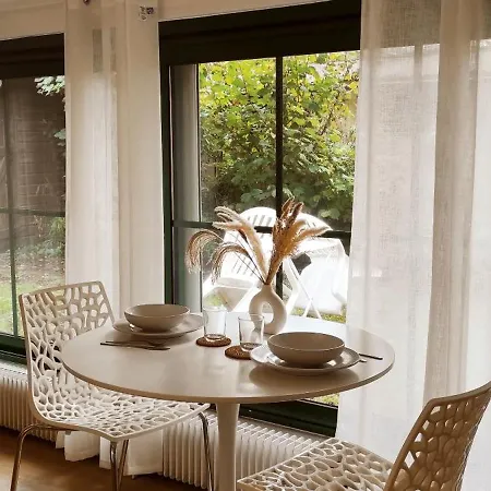Apartment Maisonnette Avec Jardin - Proche Paris -