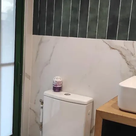 Maisonnette Avec Jardin - Proche Paris - Apartment