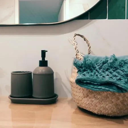 Apartment Maisonnette Avec Jardin - Proche Paris - *